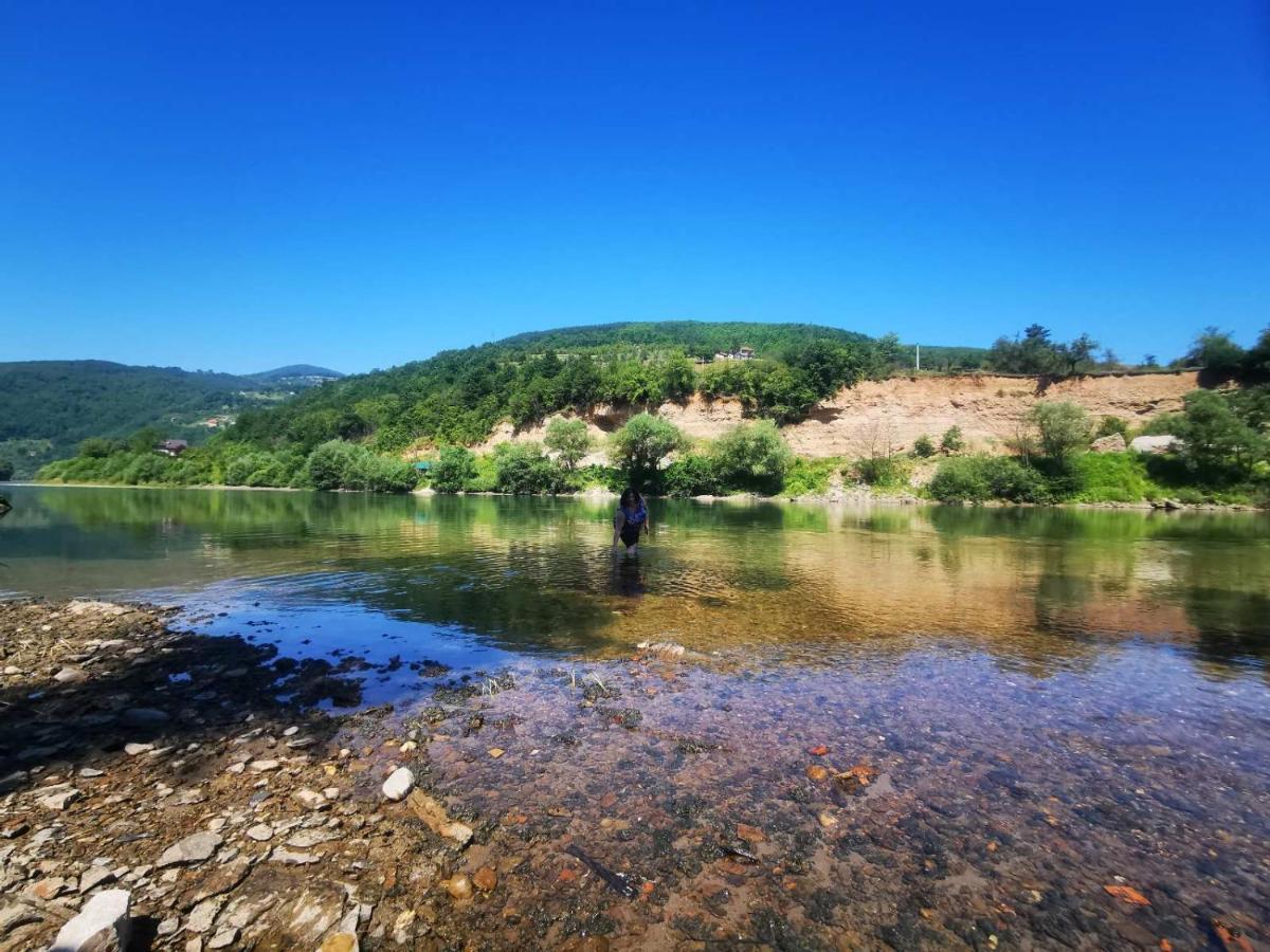 Vikendica Pored Drine Foca Handici Bagian luar foto