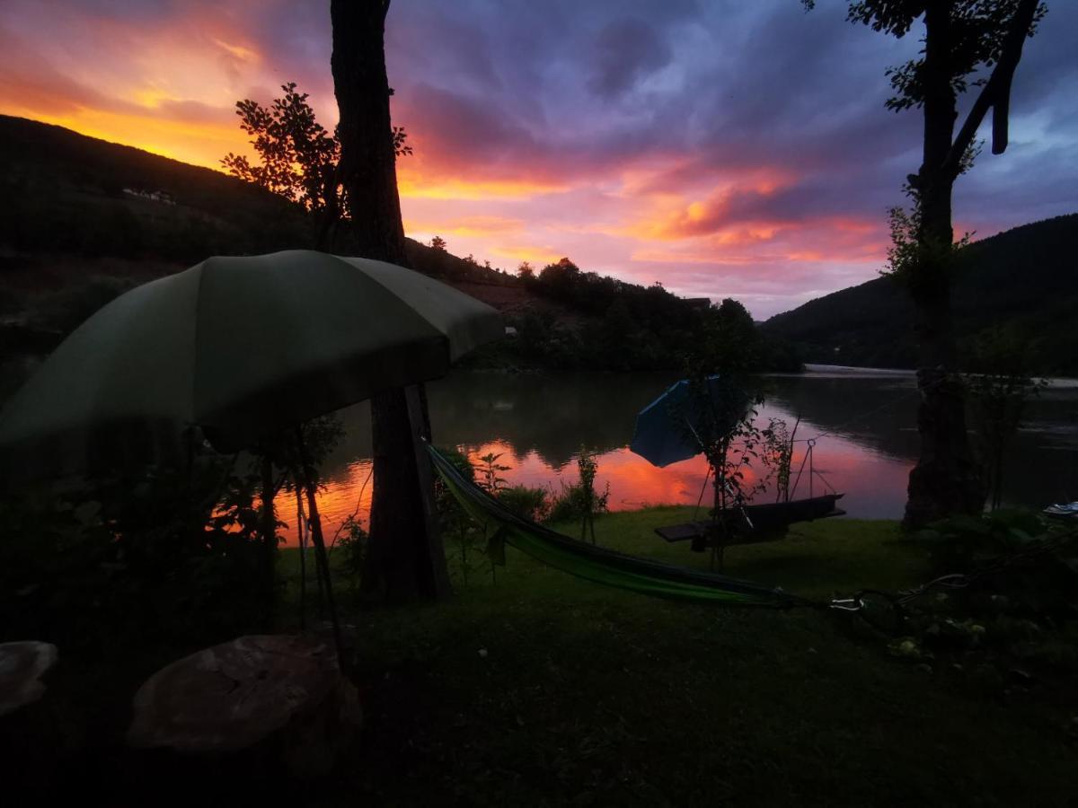 Vikendica Pored Drine Foca Handici Bagian luar foto