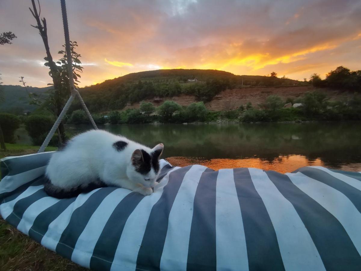 Vikendica Pored Drine Foca Handici Bagian luar foto