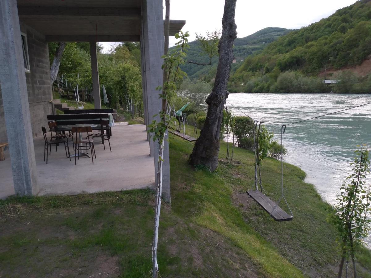 Vikendica Pored Drine Foca Handici Bagian luar foto