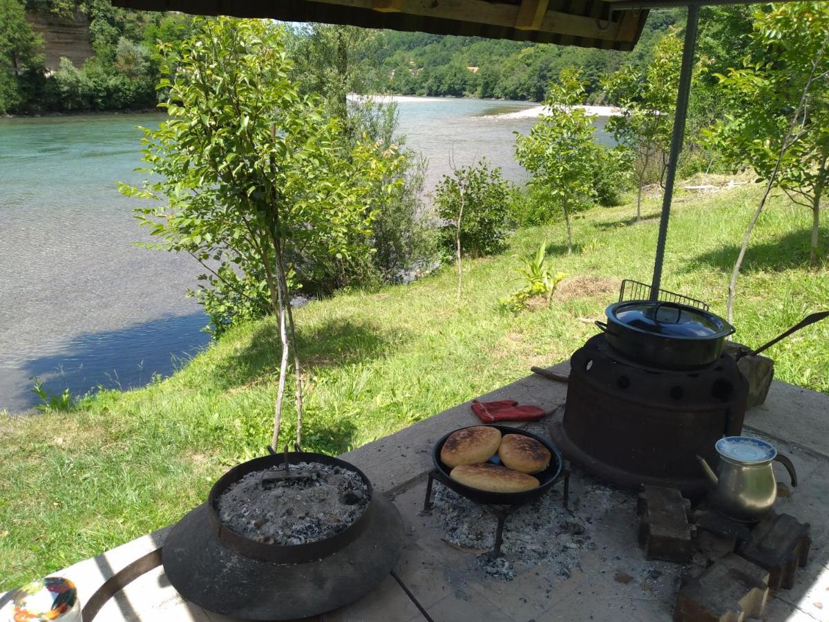 Vikendica Pored Drine Foca Handici Bagian luar foto