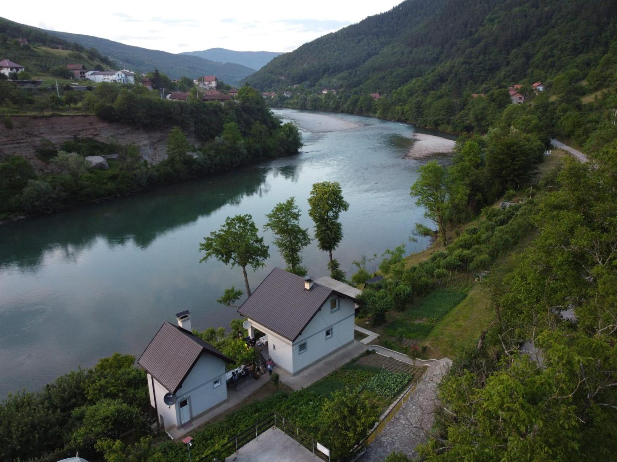 Vikendica Pored Drine Foca Handici Bagian luar foto